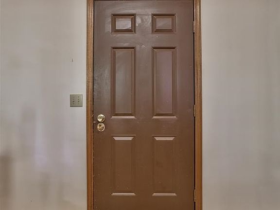 2nd image of 8514 S 143rd St