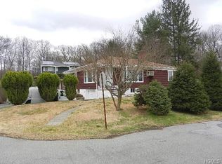 751 Loomis Ave, Peekskill, NY 10566