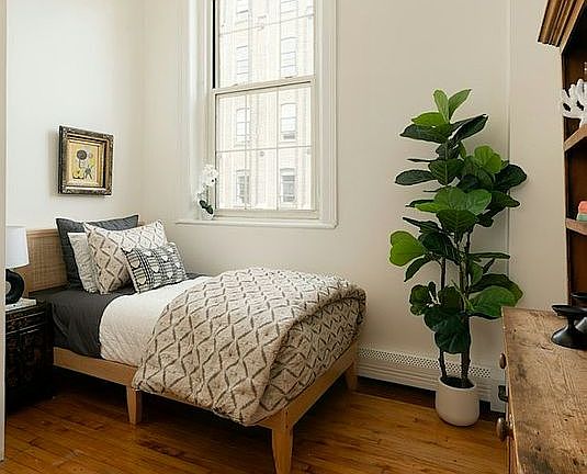 5th image of 65 Middagh St APT 3A
