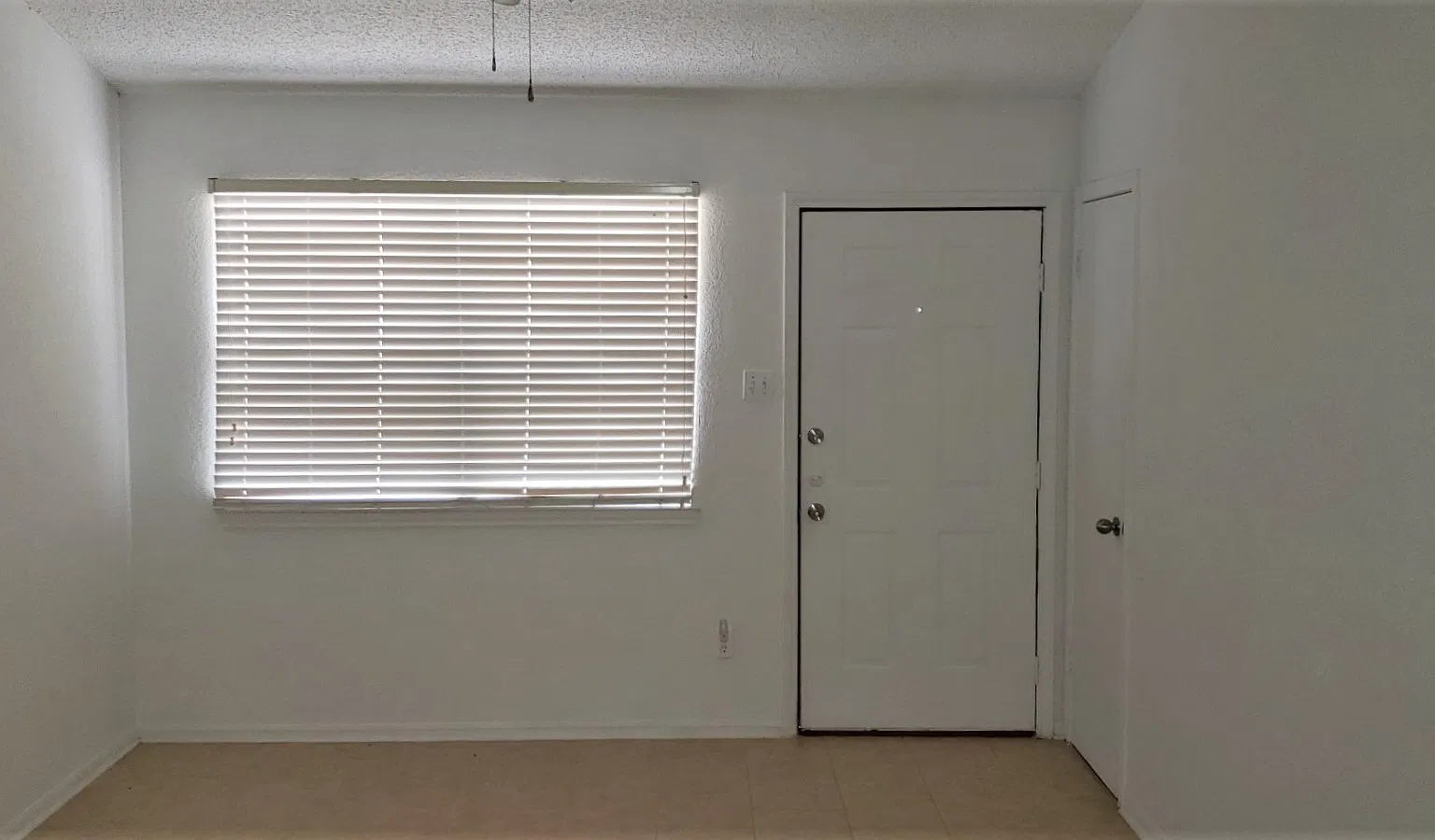 2 bed, 850 sqft, $895 — Photo 3