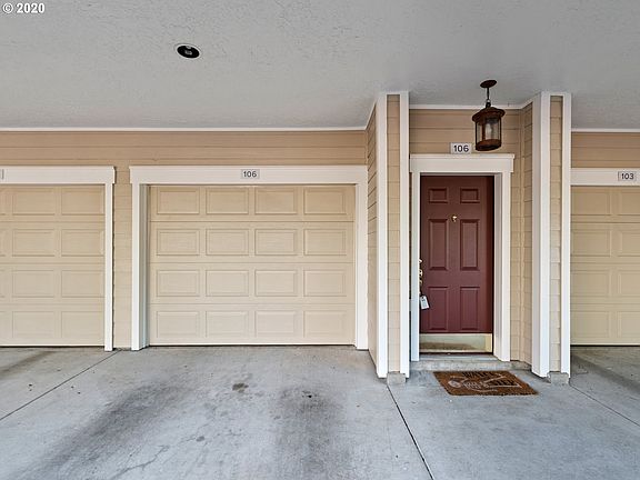 3rd image of 1220 NE Horizon Loop Unit 106