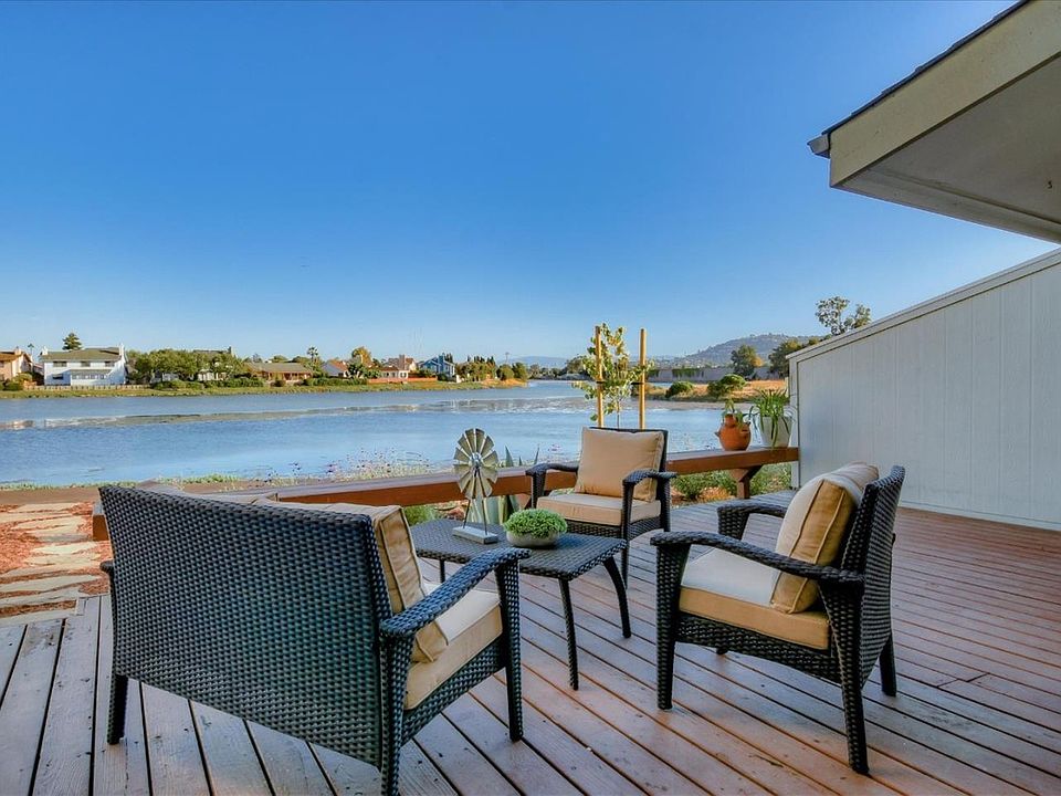 Lagoon view from your deck