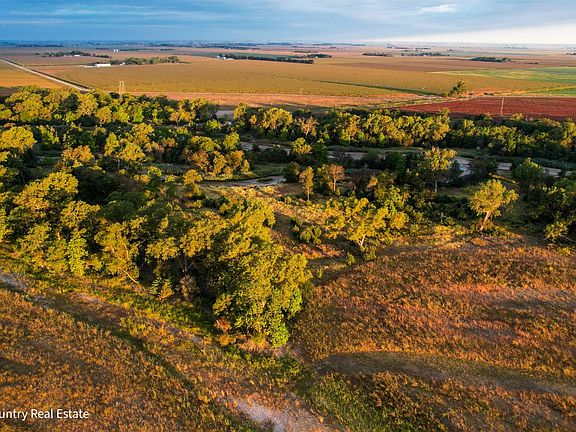 4th image of 1304 Lone Tree Rd