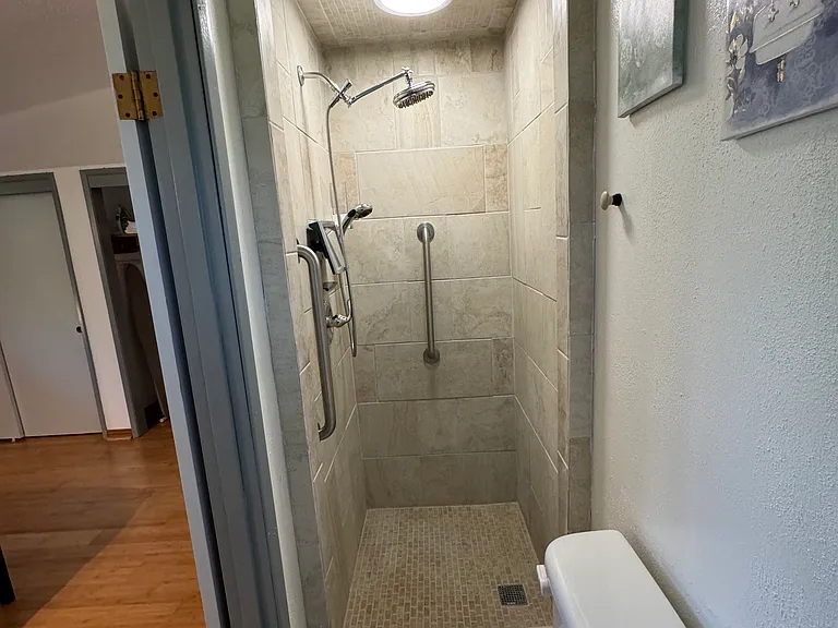 1406 SW Henderson St #1 — Photo 8
