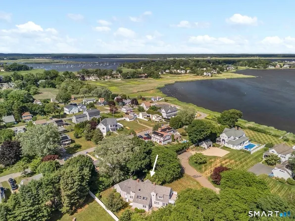 5 Cove Landing, Old Saybrook, CT 06475