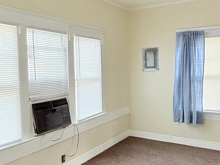 217 Glen Lily Rd #2 — Photo 4