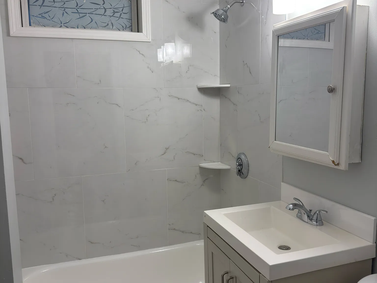 4 bed, 1200 sqft, $4,800 — Photo 3
