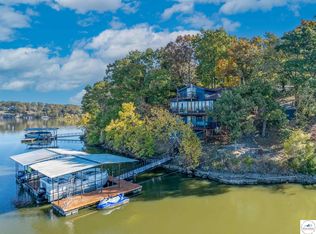 26295 Santa Barbara Dr, Edwards, MO 65326