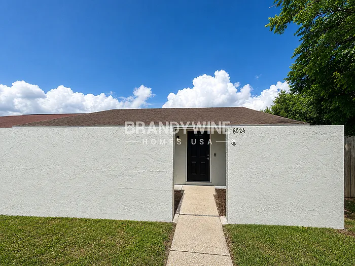 8524 Pinehurst Dr — Photo 2