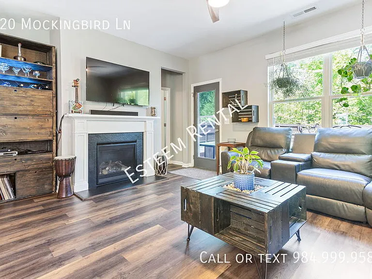 420 Mockingbird Ln — Photo 5