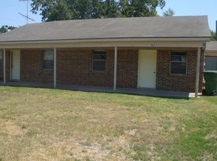 5673 Beth Ln, Bryan, TX 77807