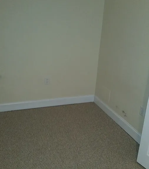 525 Fitzwater St #1R — Photo 9