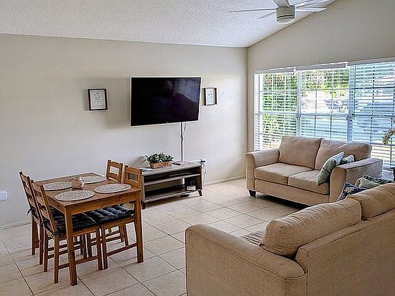5th image of 1083 Snead Ave