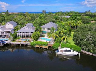 612 Tremont St, Sarasota, FL 34242
