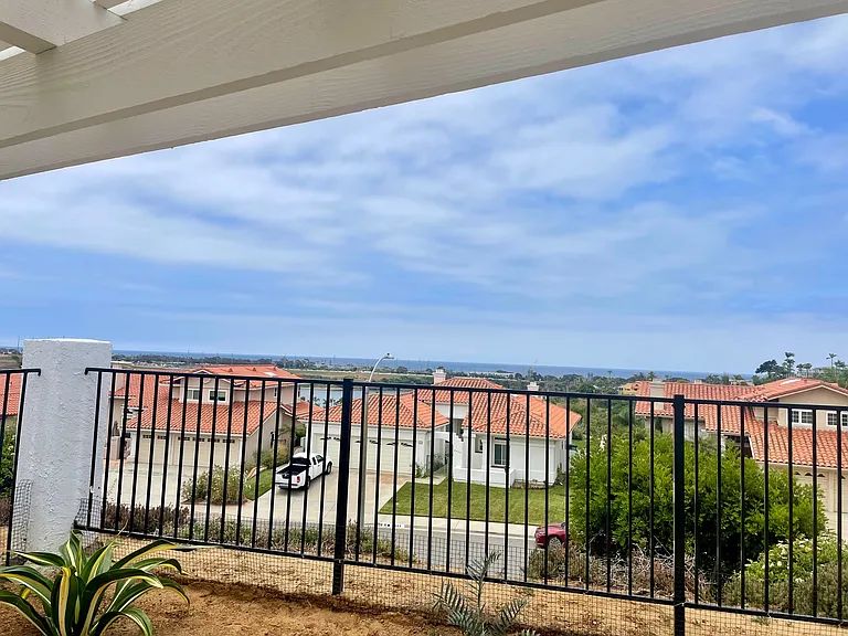 4451 Coastline Ave — Photo 32