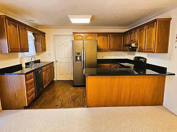 2nd image of 3418 Hamilton Place Dr #3418