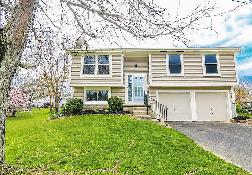1st image of 871 Slagle Pl