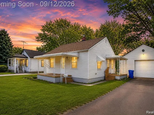24895 Marigold Ave, Warren, MI 48089