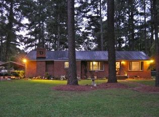 403 Dell St, Robersonville, NC 27871