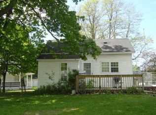 102 S Chestnut St, Bloomingdale, MI 49026