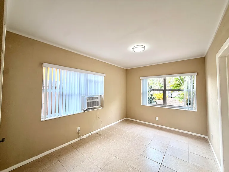 1421 NW 2nd Ave #B — Photo 5