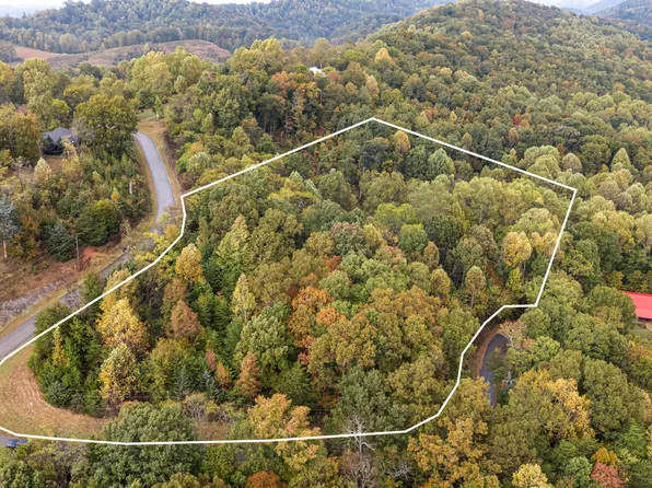 000 Cheoah Trl., Sweetwater, TN 37874