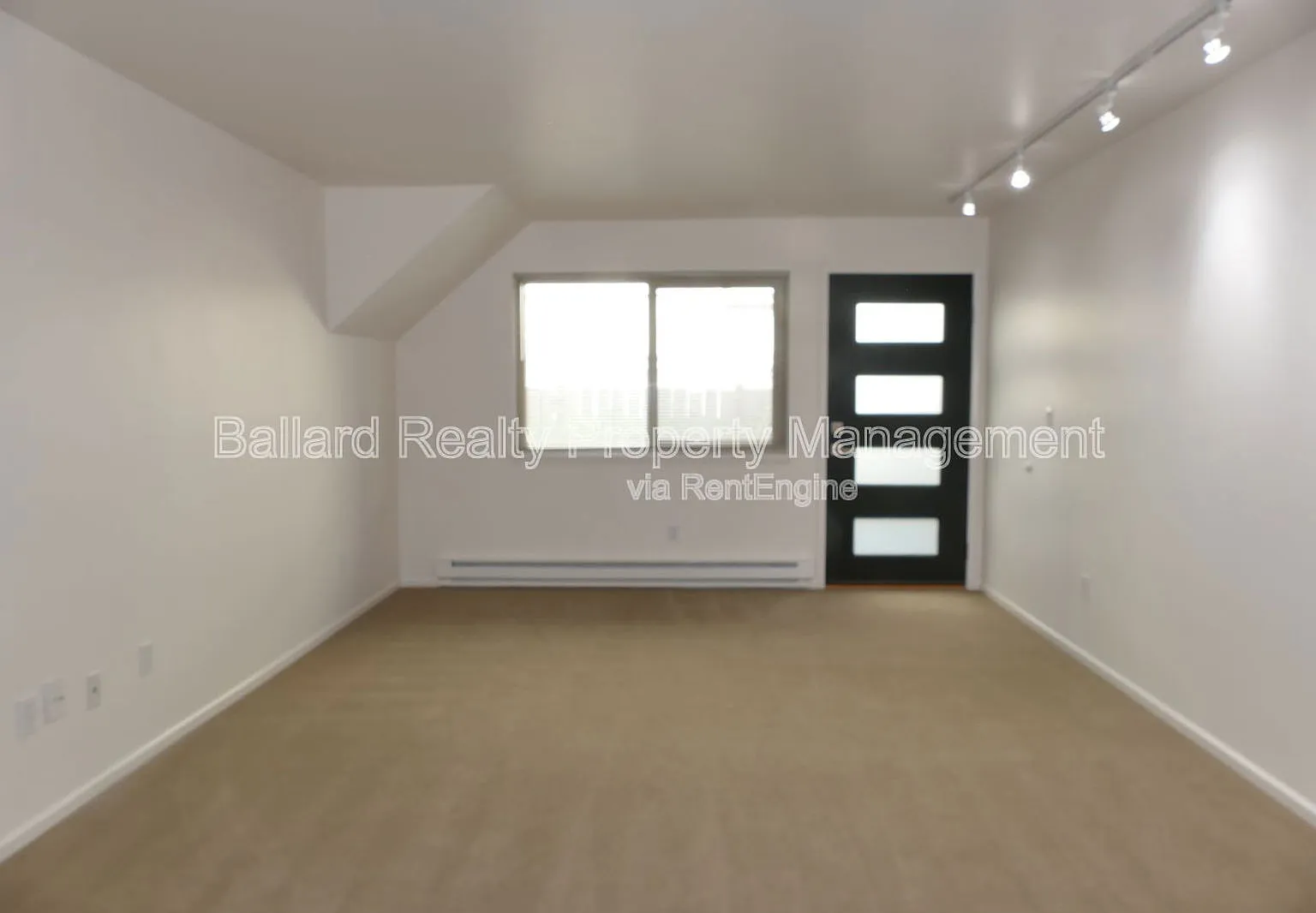 2 bed, 1.0 bath, 836 sqft, $1,995 — Photo 4