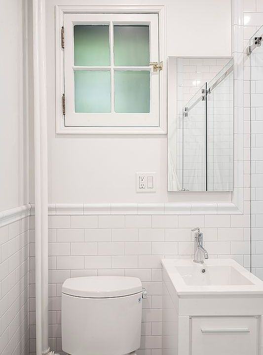 1st image of 88 Horatio St APT 2C