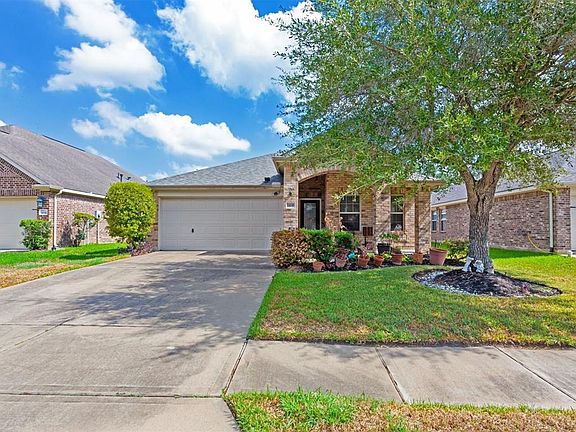 3rd image of 11039 Overland Trail Dr