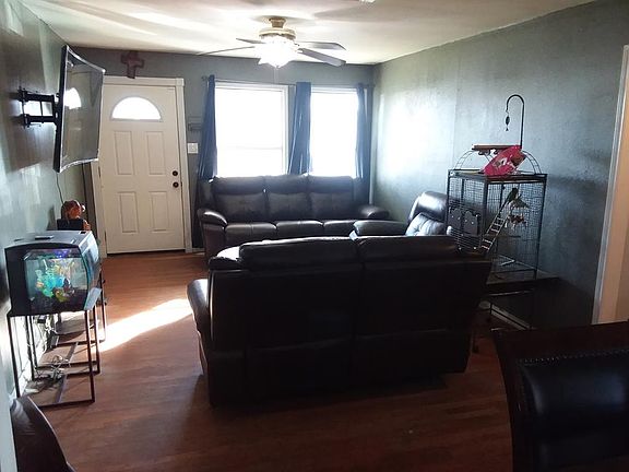 4th image of 3806 Avondale Dr