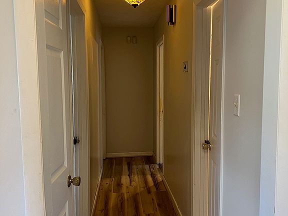 3rd image of 3333 Raintree Dr