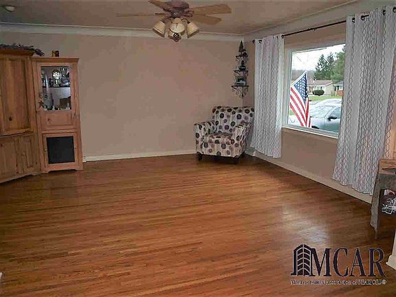 4th image of 6620 Tennyson Dr