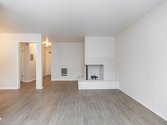 3rd image of 2171 Pacific Ave APT 306