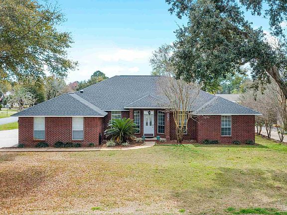 3rd image of 3895 Bay Wind Dr