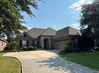 611 Toulouse Ct, Bossier City, LA 71111