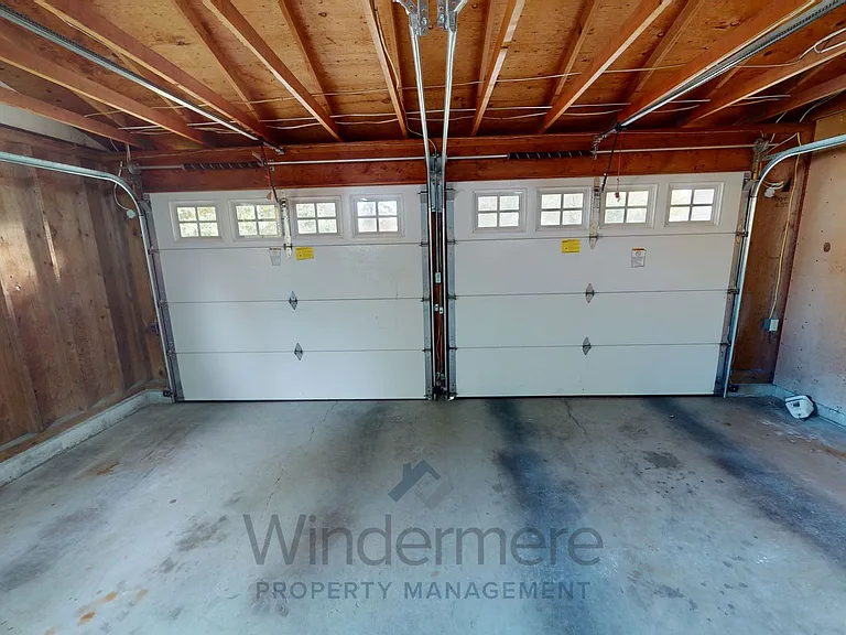 1976 Scarpelli Dr — Photo 23