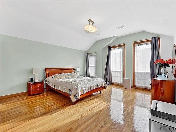 2nd image of 200 Wellington Ct Floor 1