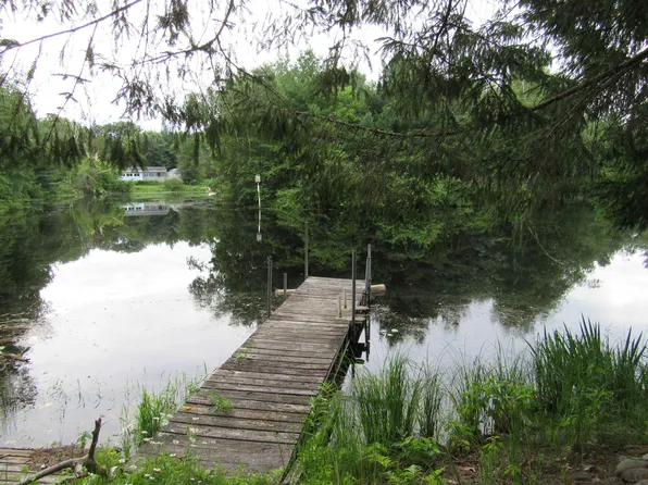N5841 8th Dr, Westfield, WI 53964