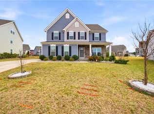 209 Farmington Pl, Smithfield, VA 23430