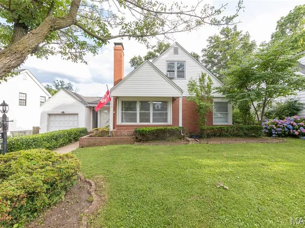 582 Brookhaven Ct, Saint Louis, MO 63122