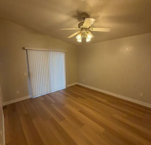28138 Bavaria Dr — Photo 12