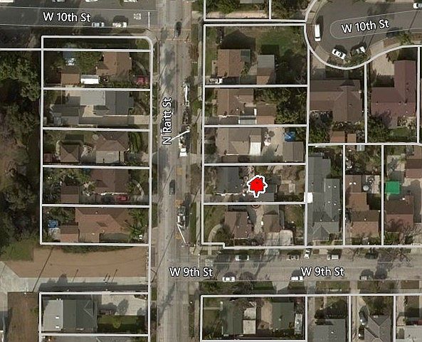 2nd image of 905 N Raitt St