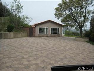 4th image of 105 S Eucalyptus Dr
