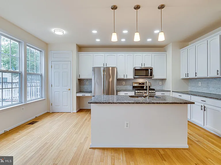 4147 Presgraves Ct — Photo 11