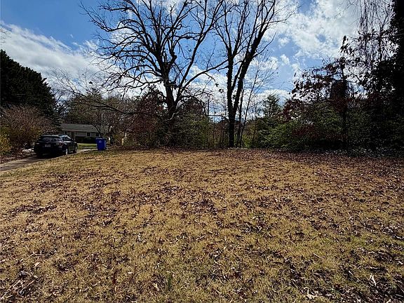2nd image of 41 Maney Ave