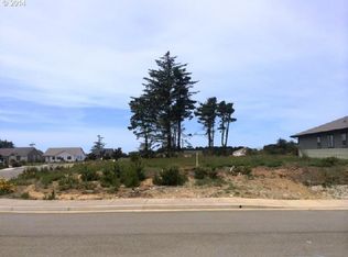 2635 Cedar Loop, Bandon, OR 97411