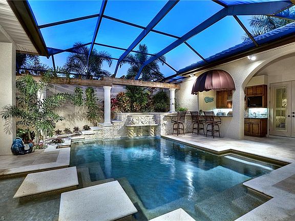 3rd image of 9320 Vittoria Ct