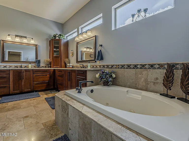 65473 E Rose Ridge Dr — Photo 40