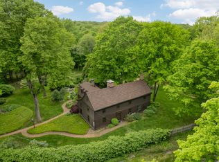 60 Spruce St, Northford, CT 06472