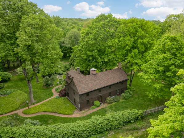 60 Spruce Street, North Branford, CT 06472